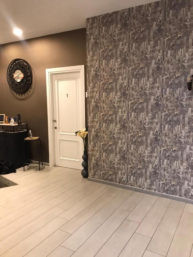 Bell's 3* Naples