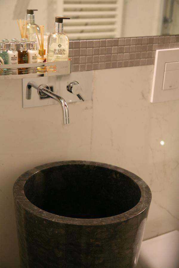Bell's 3* Naples